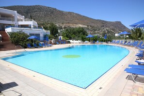 Indoor pool, 3 outdoor pools, open 8:00 AM to 7:00 PM, pool umbrellas - Sunshine Village Hotel (Hersonissos)