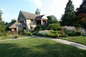 Front of property - Alpenhof Bed and Breakfast (Media)