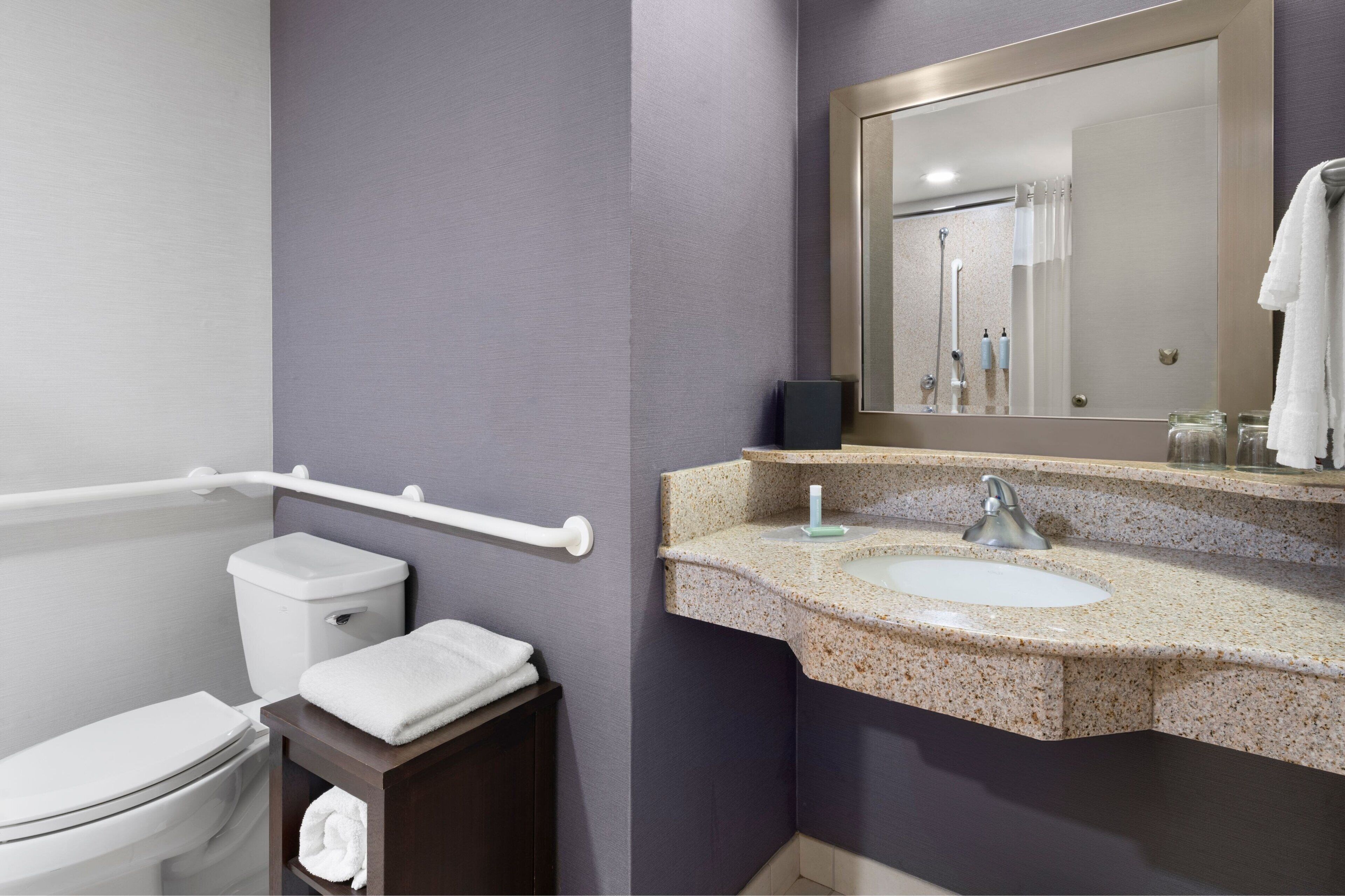 combined shower/bathtub, free toiletries, hair dryer, towels