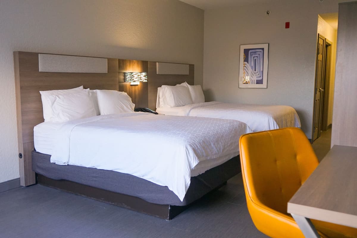 1 bedroom, in-room safe, desk, soundproofing