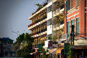 บริเวณภายนอก