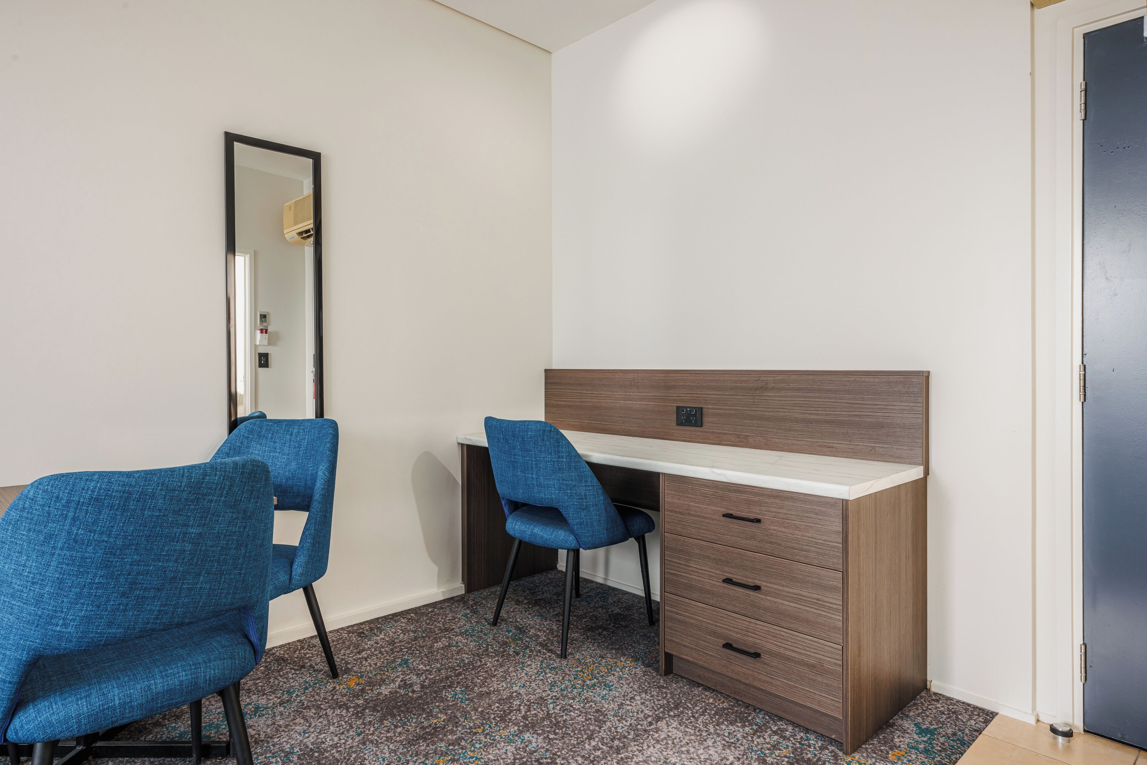 Photo - Heartland Hotel Auckland Airport