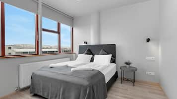 Family Studio, Partial Sea View