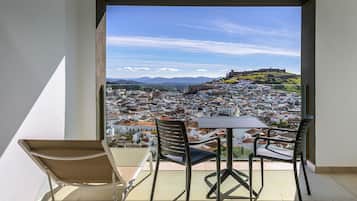 Deluxe Room (Panoramic View)