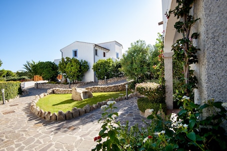 Exterior. Hotel Nuraghe Arvu