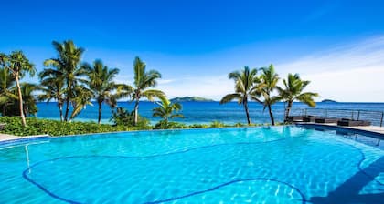 Mana Island Resort & Spa
