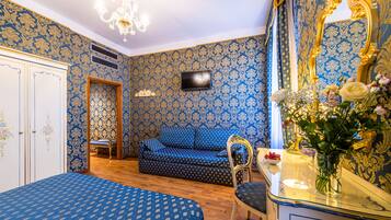 Deluxe tweepersoonskamer | 1 slaapkamer, Select Comfort-bedden, een minibar, een kluis op de kamer