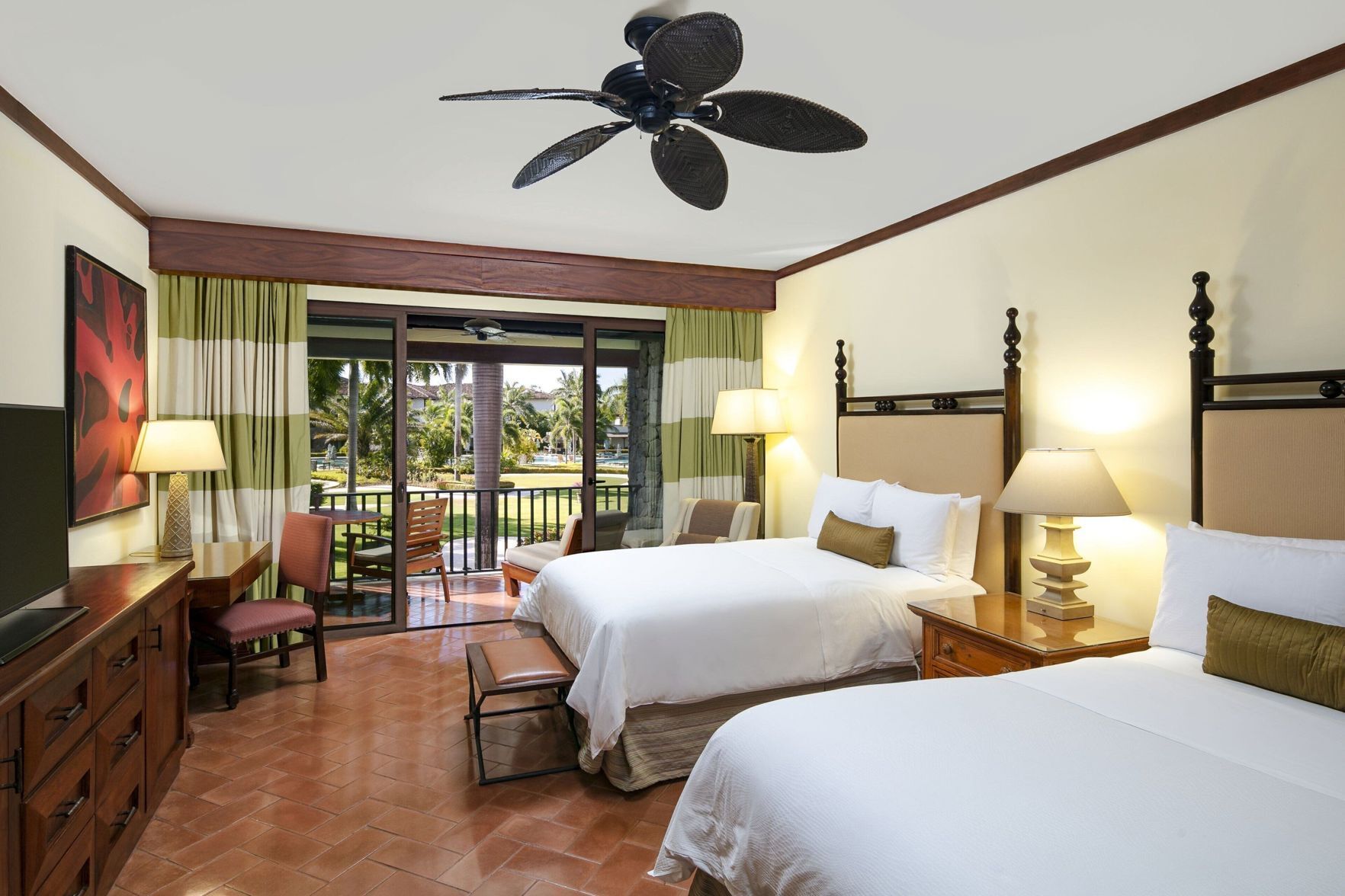 Egyptian cotton sheets, premium bedding, down comforters, pillowtop beds