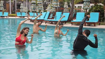 Outdoor pool, open 6:00 AM to 7:00 PM, pool umbrellas, sun loungers