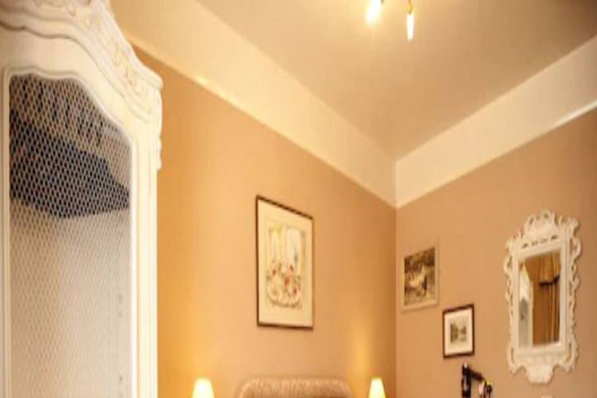 Double Room, Ensuite | Select Comfort beds, desk, iron/ironing board, free cots/infant beds