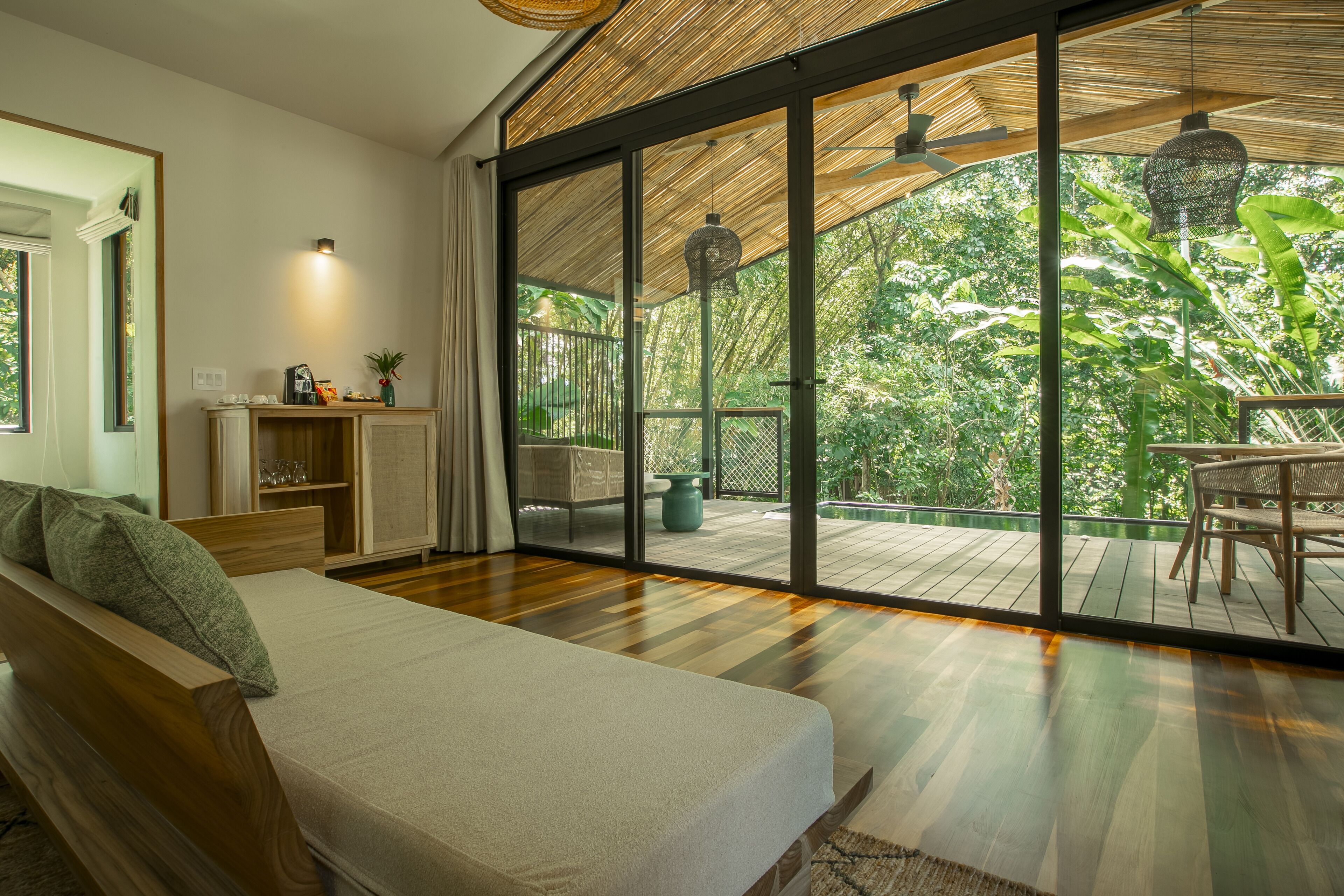 arenal pool casita | living area | 43-inch flat-screen tv with cable channels, tv, first-run films