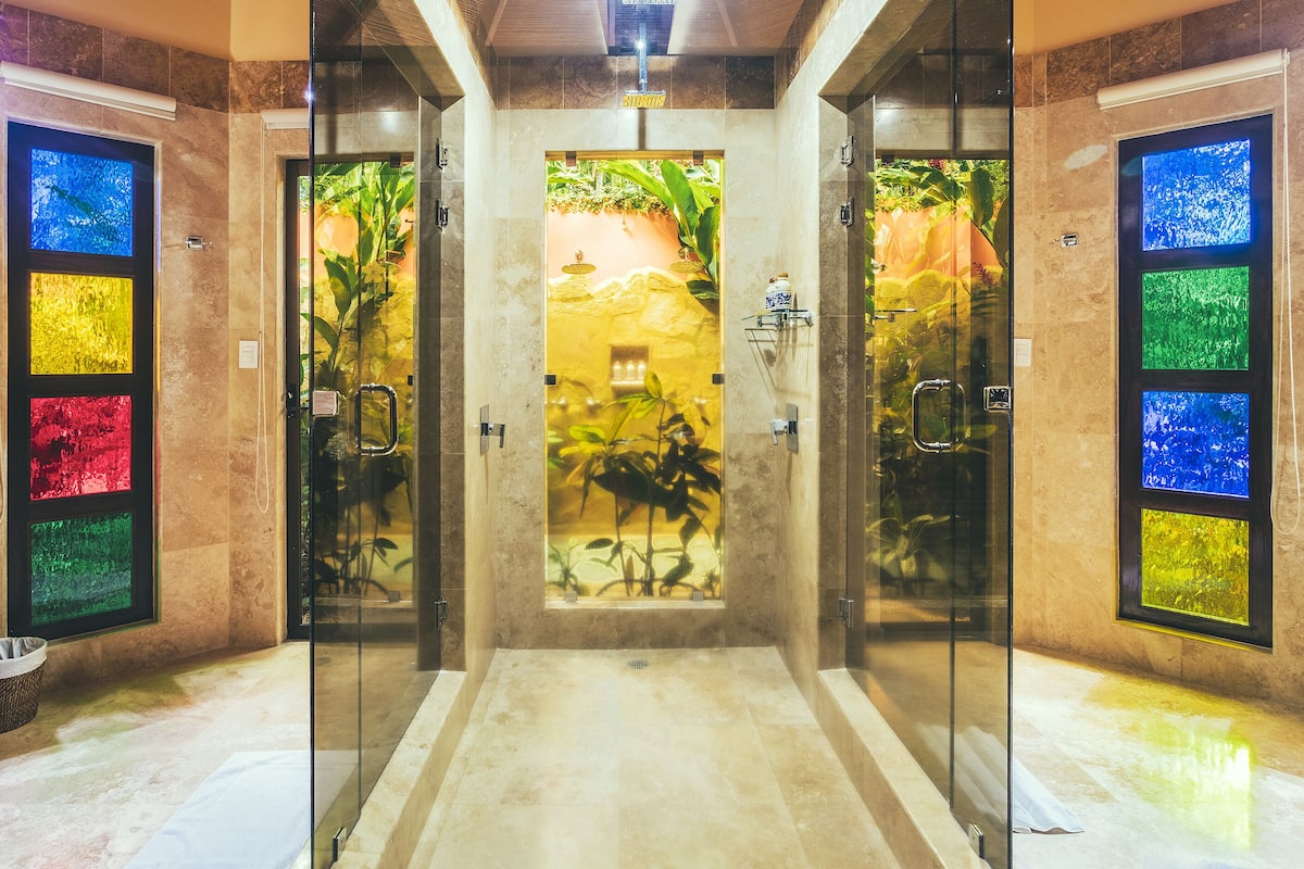 1 bedroom, premium bedding, down duvets, minibar