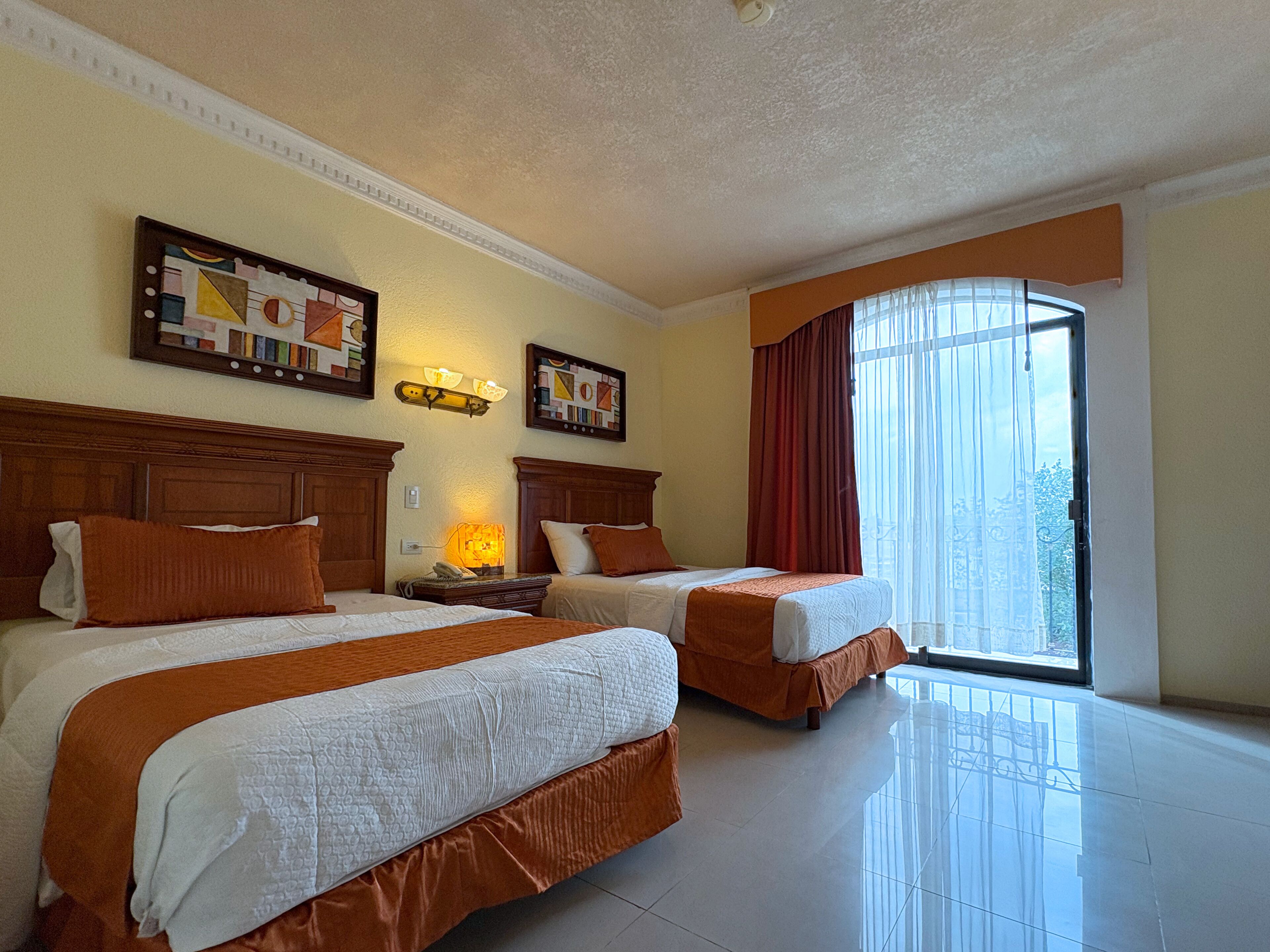 Master Suite, 2 Bedroom, Kitchenette, Bathtub | Egyptian cotton sheets, premium bedding, down duvets, in-room safe