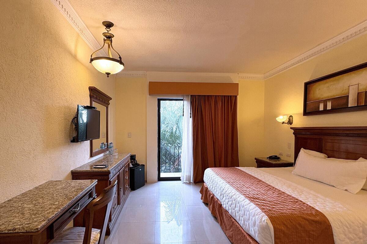 ملاءات من القطن المصري وأغطية فراش متميزة وألحفة محشوة بالريش