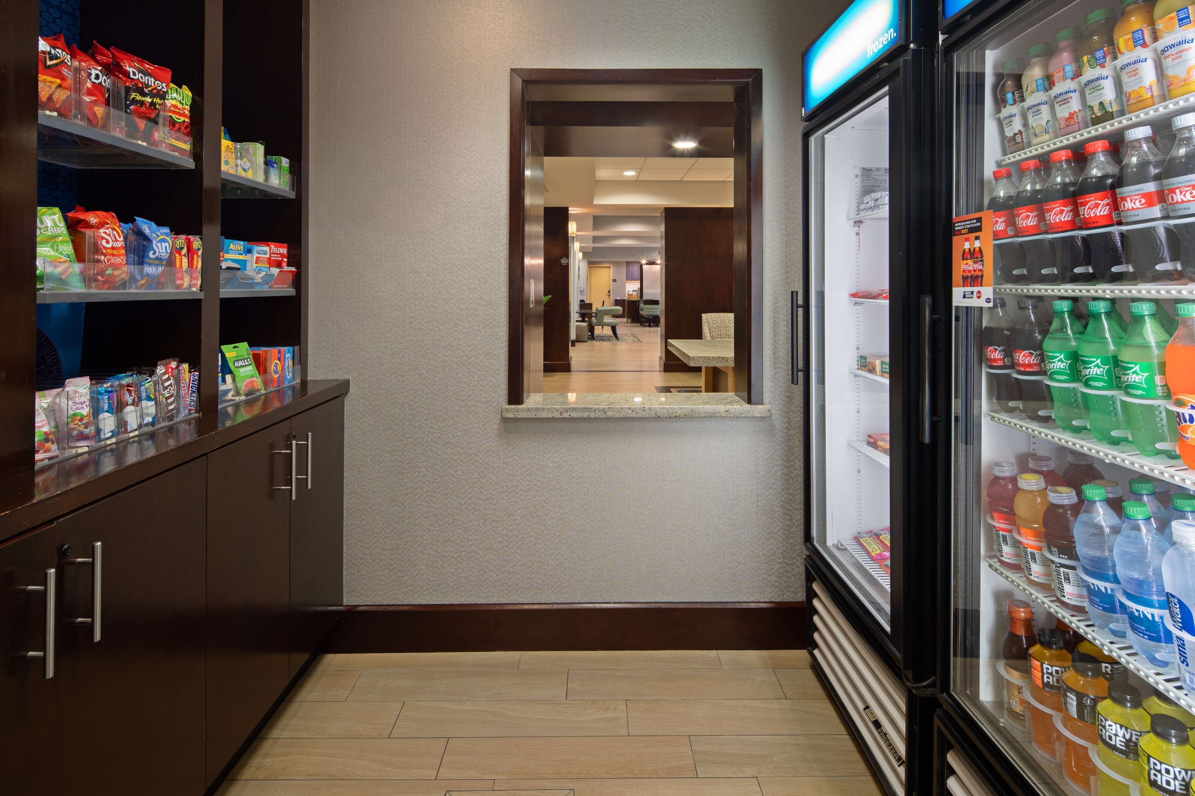 Snack bar