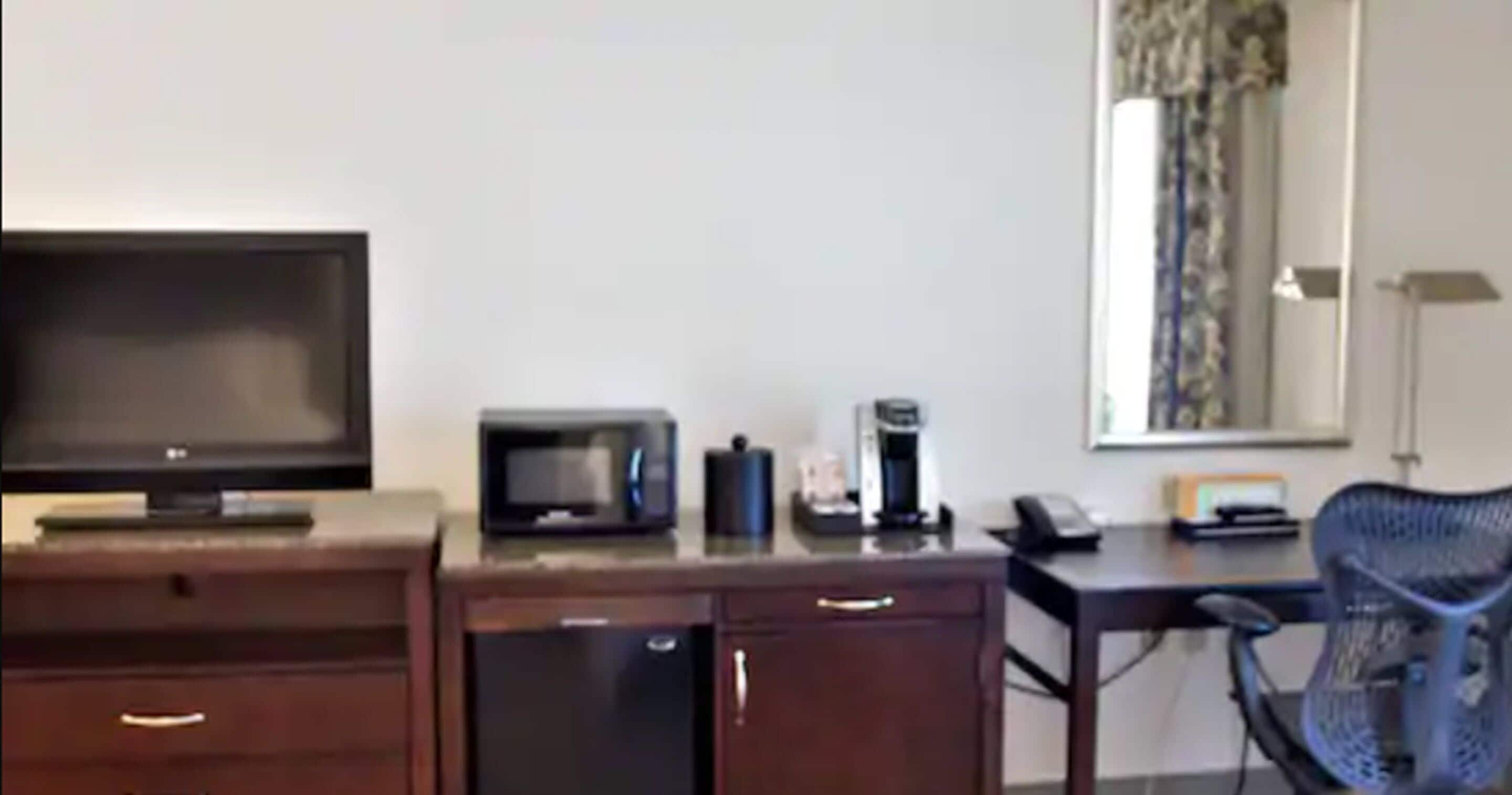 in-room safe, soundproofing, iron/ironing board, free wifi