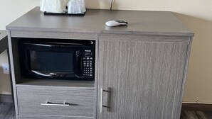 办公桌、熨斗/熨衣板、免费 WiFi
