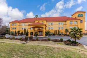 Exterior - La Quinta Inn & Suites by Wyndham Fultondale Birmingham N (Fultondale)