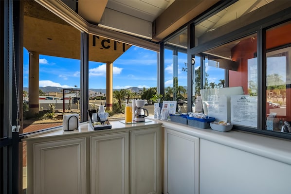 Ilmainen päivittäinen mukaan otettava aamiainen