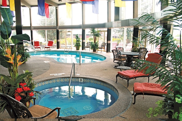 Piscine intérieure