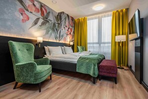 Premium bedding, pillowtop beds, blackout drapes, soundproofing