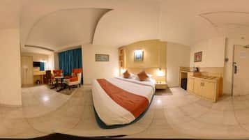 Luxury Room | Egyptian cotton sheets, premium bedding, minibar, in-room safe