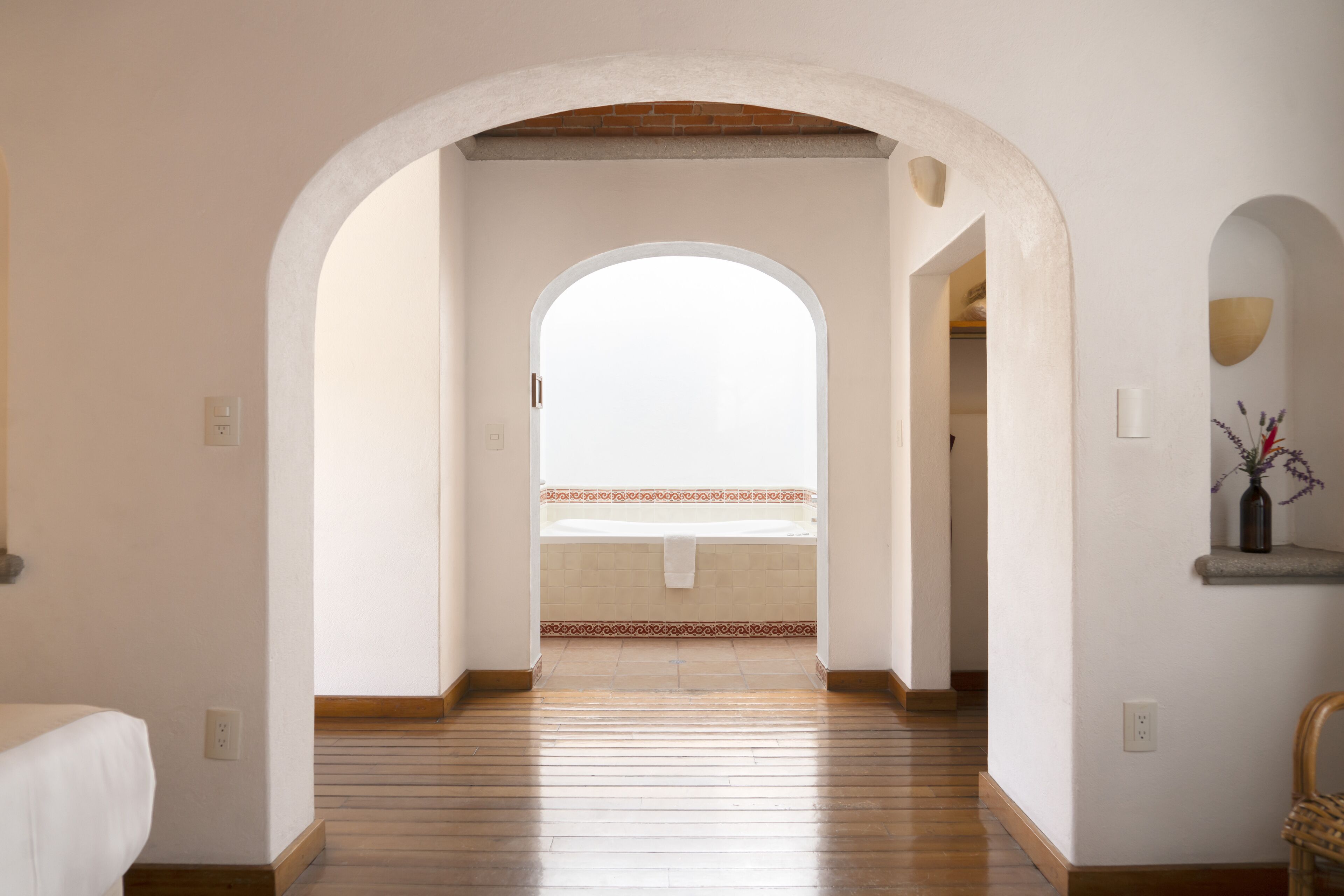 romantic suite with a bathtub | 1 bedroom, premium bedding, pillow-top beds, in-room safe