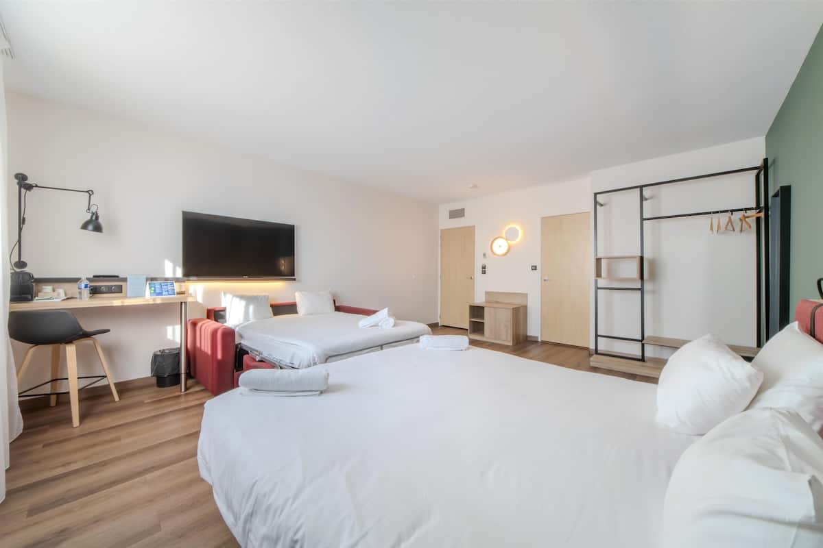 Superior Room, 1 Double Bed with Sofa bed