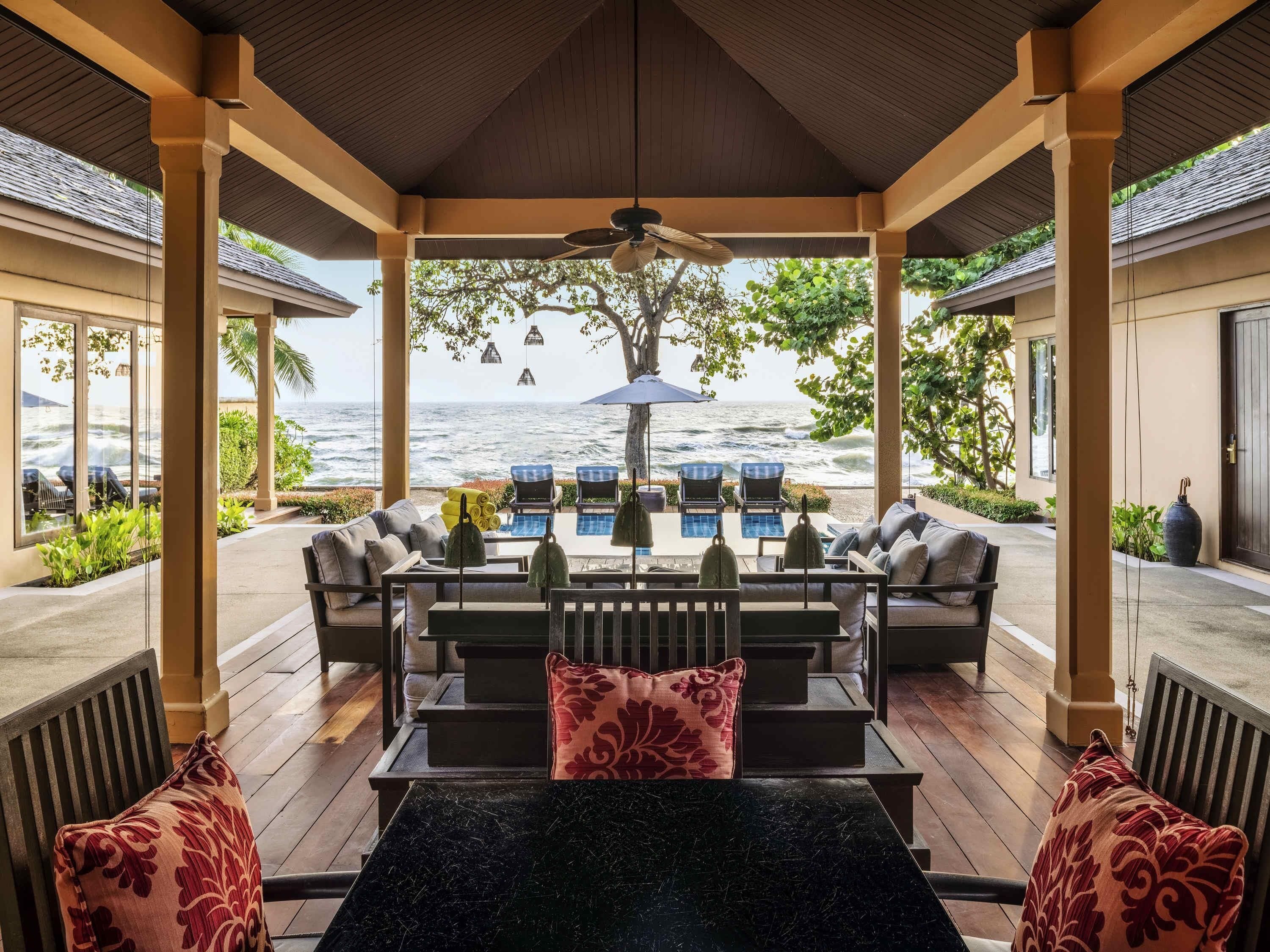 Villa presidencial, frente al océano | Minibar, caja de seguridad en la habitación y cortinas blackout 