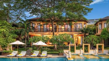 Minibar, Zimmersafe, Verdunkelungsvorhänge, Bügeleisen/Bügelbrett