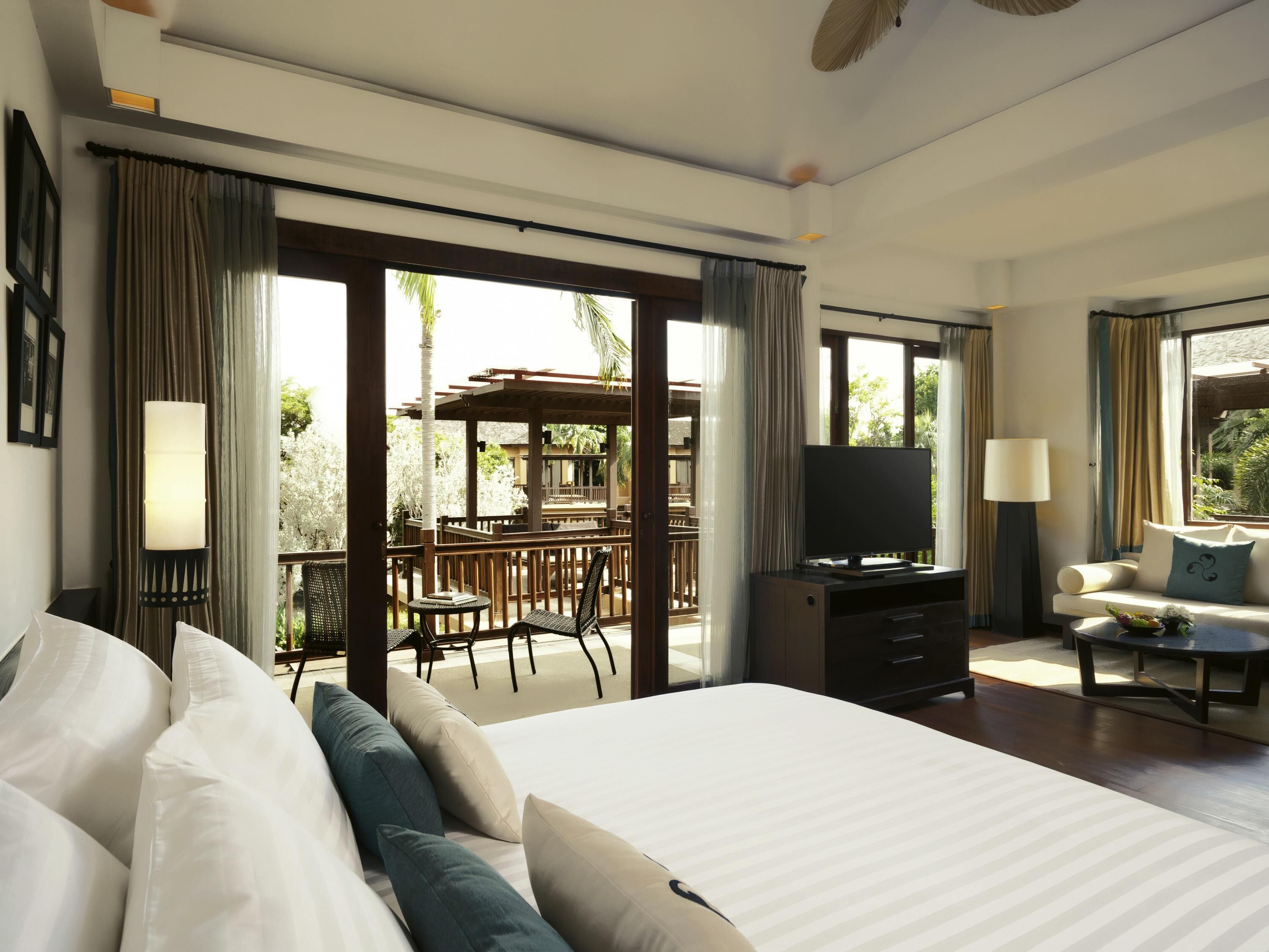 Suite, 1 King Bed, Terrace, Lagoon View | Minibar, in-room safe, blackout curtains, iron/ironing board