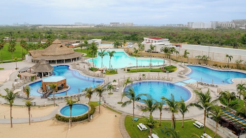 Hotel Palacio Mundo Imperial