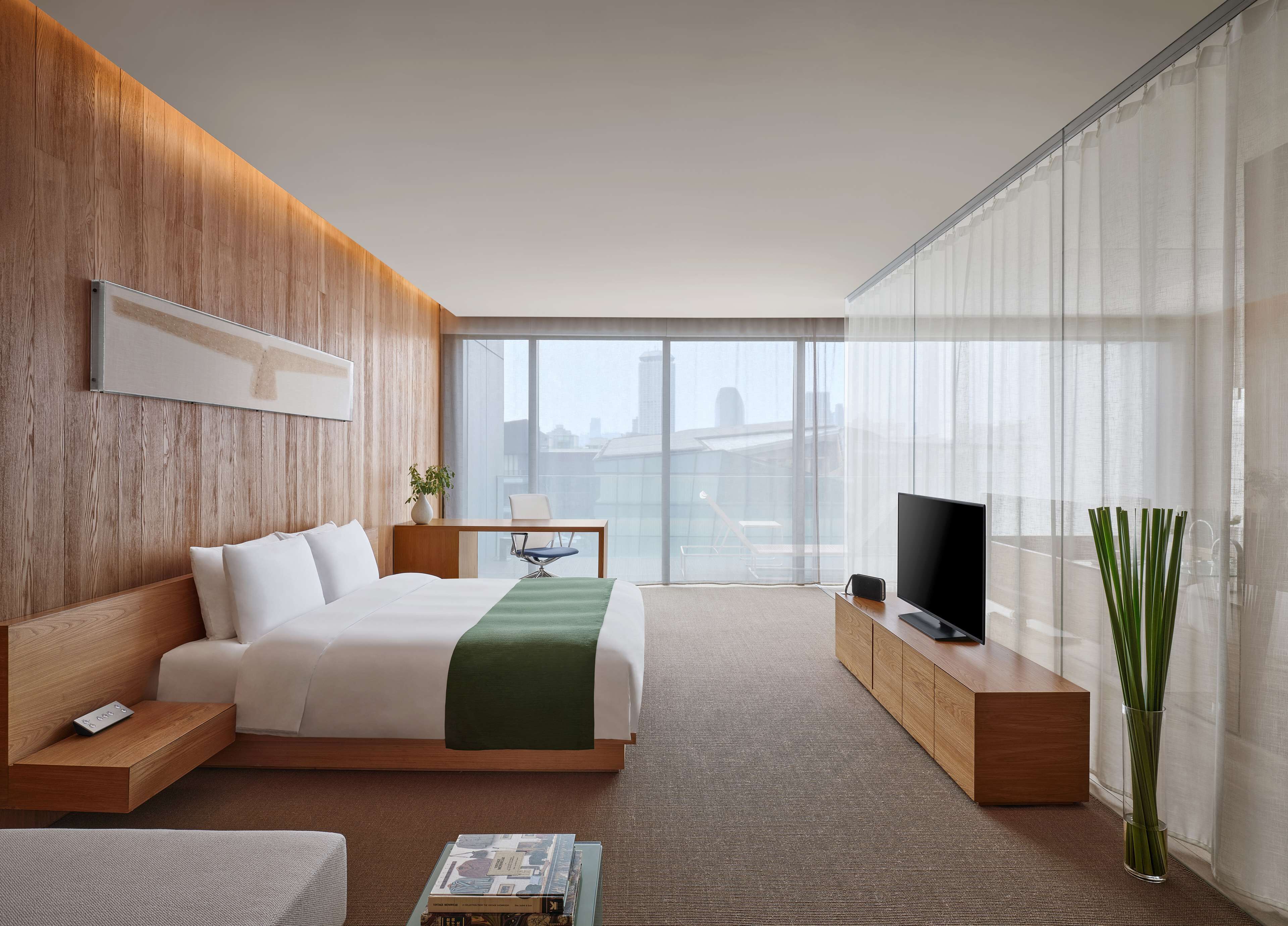 suite 115 with terrace | premium bedding, free minibar, in-room safe, desk
