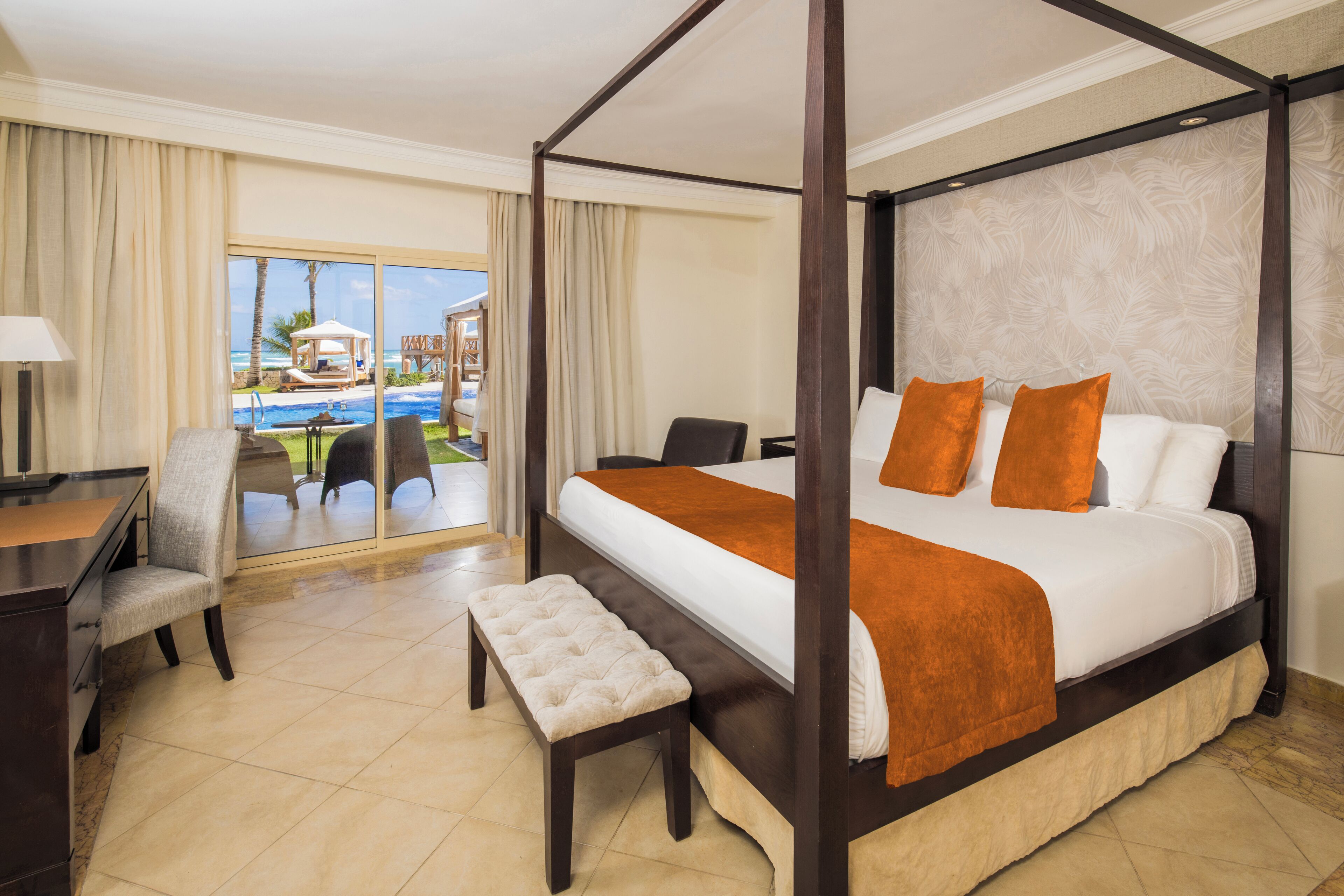 Elegance Club Swim Up Suite with Jacuzzi - Adults Only | Premium bedding, free minibar, in-room safe, desk