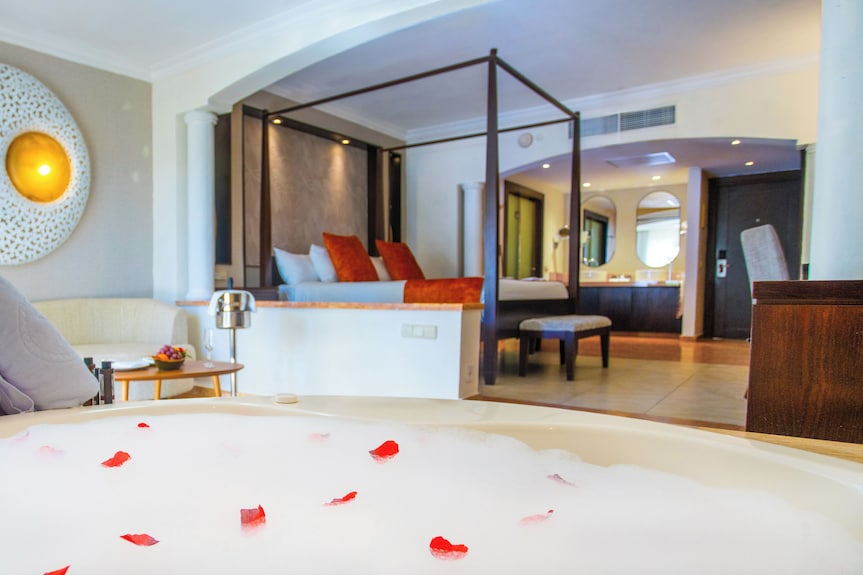 Majestic Elegance Punta Cana - All Inclusive, Punta Cana: Room, Prices & Reviews | Travelocity Majestic Elegance Punta Cana - All Inclusive, Punta Cana: Room, Prices & Reviews | Travelocity