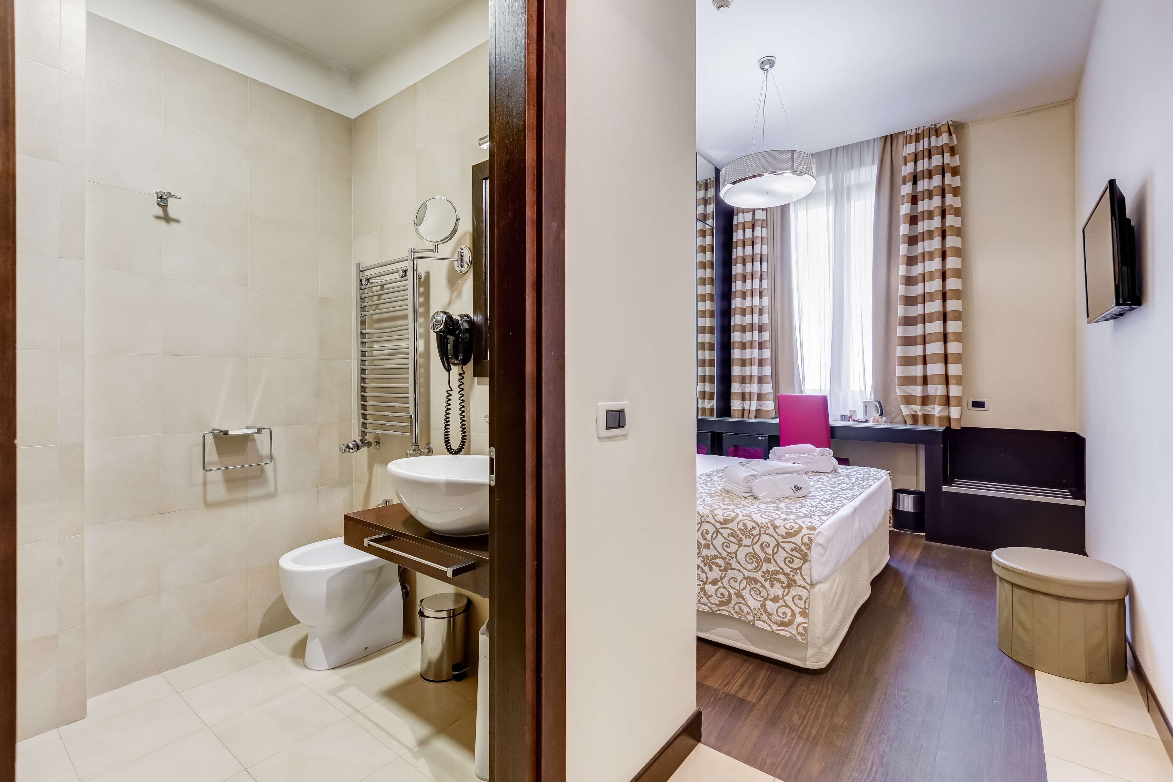 rainfall showerhead, free toiletries, hair dryer, slippers