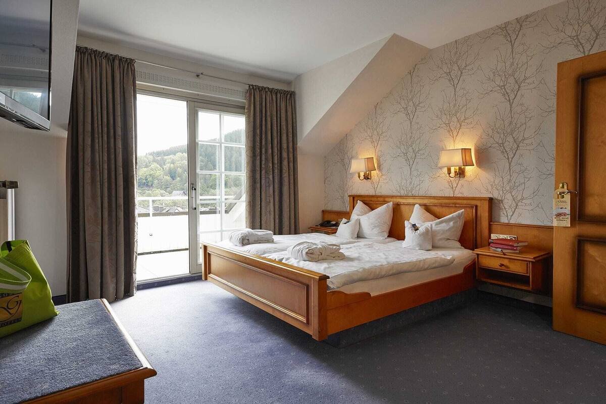 Deluxe Apartment | In-room safe, desk, soundproofing, rollaway beds (surcharge)