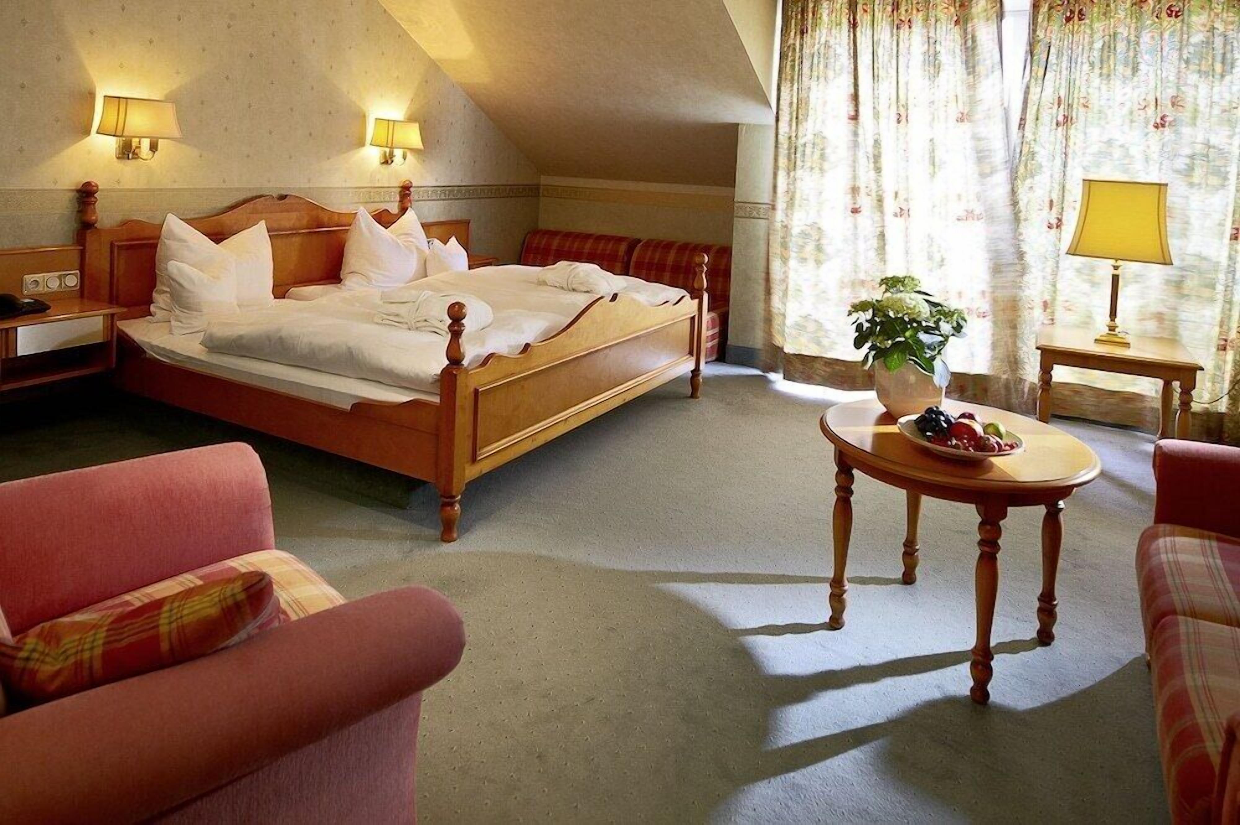 In-room safe, desk, soundproofing, rollaway beds