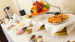 Breakfast, lunch and dinner served  - Hotel Mukammal (Astana)