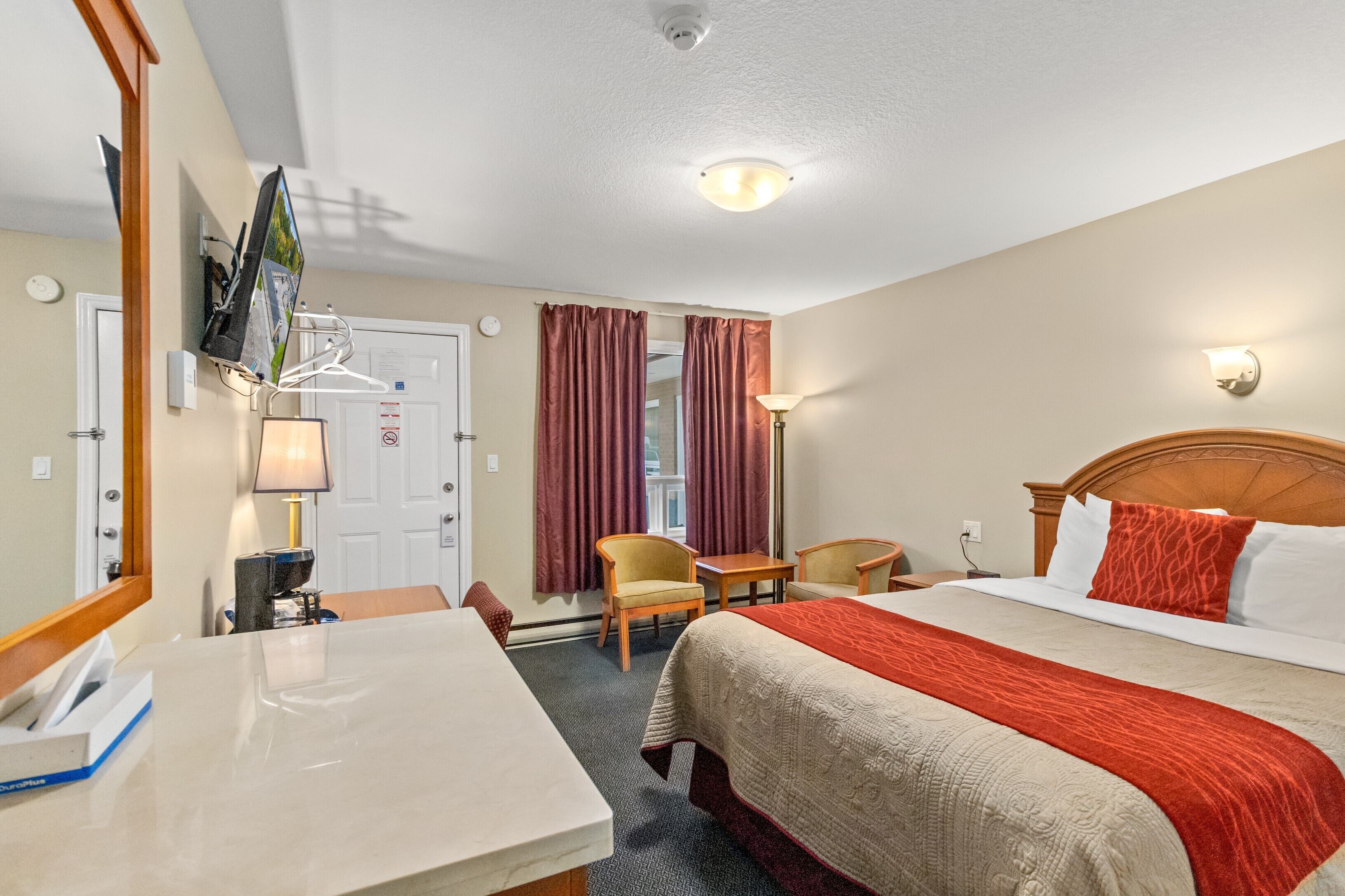 Individually furnished, desk, laptop workspace, blackout curtains