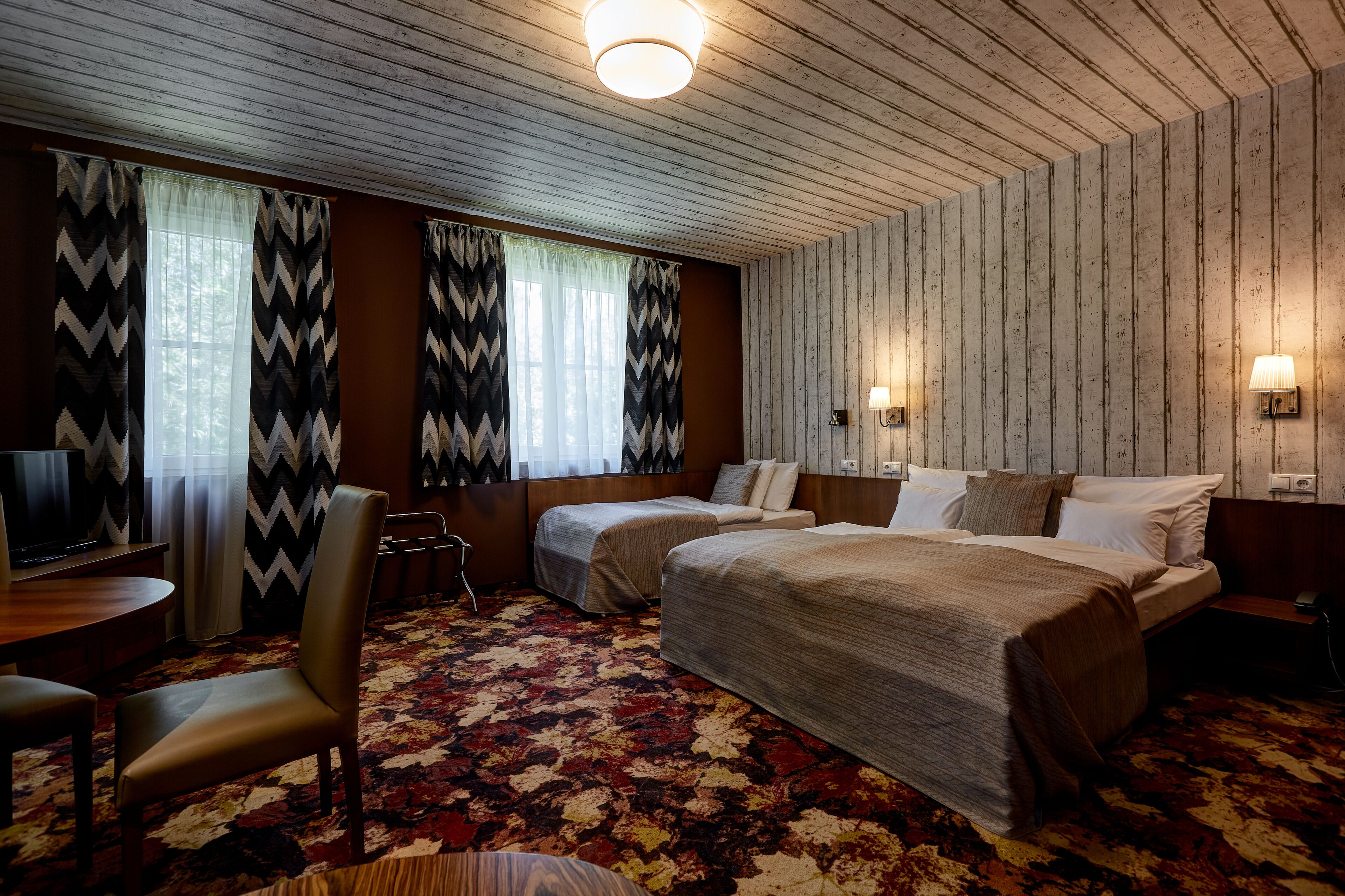 triple room | 1 bedroom, premium bedding, memory-foam beds, minibar