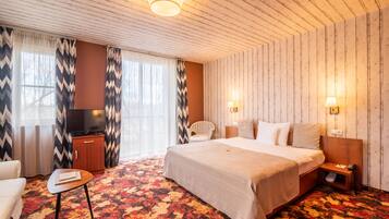 Standard Double or Twin Room | 1 bedroom, premium bedding, memory-foam beds, minibar