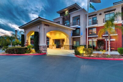 Holiday Inn Express & Suites, Lake Elsinore by IHG
