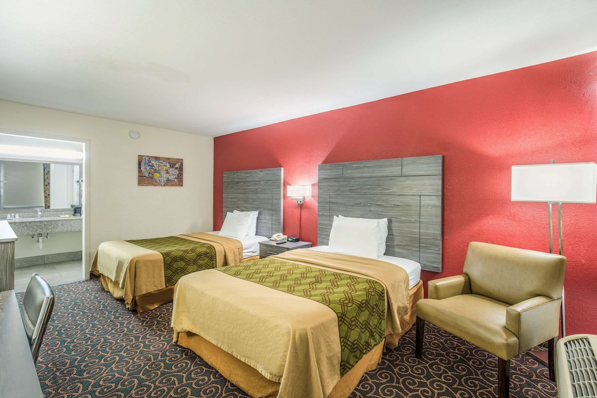 Desk, iron/ironing board, free WiFi, bed sheets