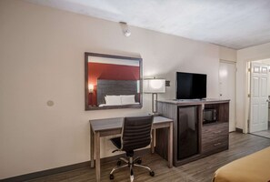 Desk, iron/ironing board, free WiFi, bed sheets