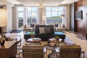 Interior detail - Crowne Plaza Ft. Myers Gulf Coast by IHG (Fort Myers)