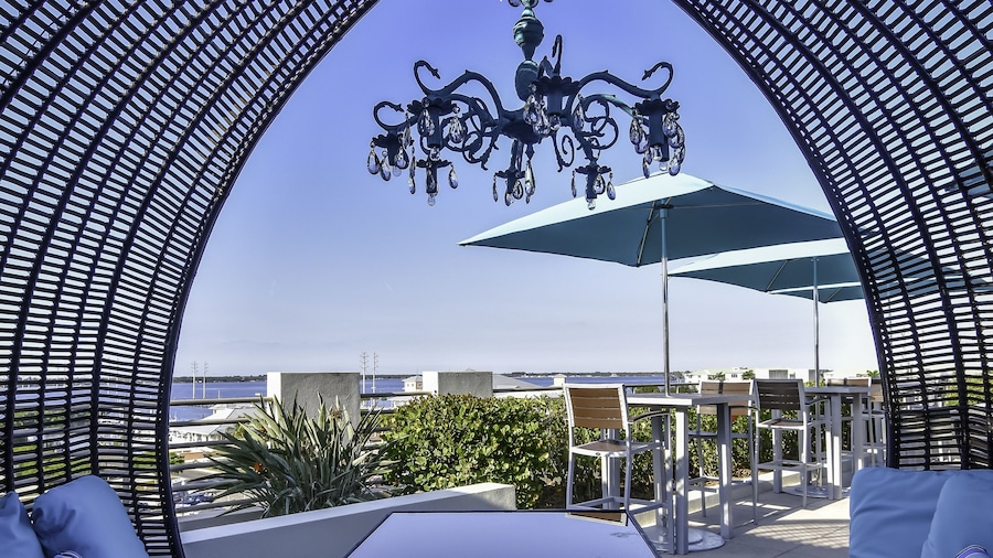 Wyvern Hotel, Ascend Hotel Collection