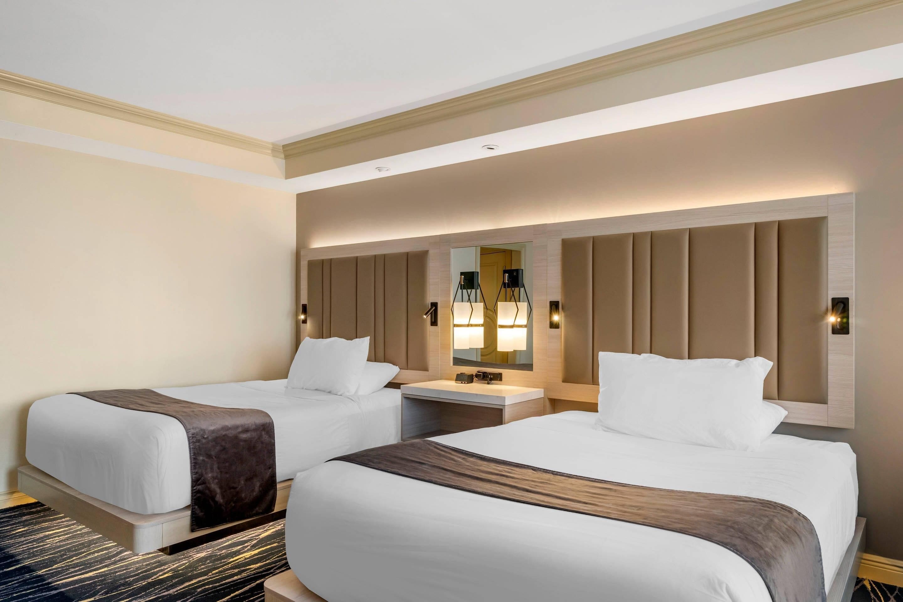 Room, 2 Queen Beds, Accessible, Non Smoking