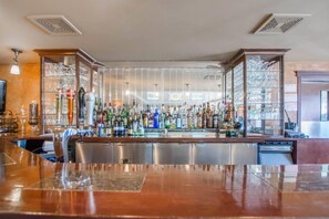 Breakfast, lunch and brunch served - St Christophe Hotel & Spa, an Ascend Collection Hotel (Granby)