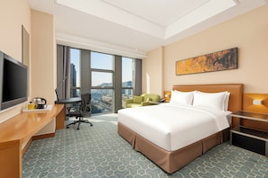 In-room safe, desk, blackout drapes, iron/ironing board - Holiday Inn Express Beijing Wangjing Center by IHG  (Beijing)